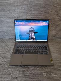 Lenovo IdeaPad Pro 5 OLED - Ryzen 8845HS con 780M