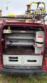 Scaffalatura furgone