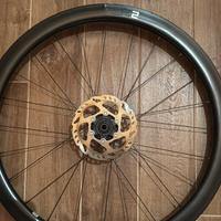Ruota Anteriore Giant SLR 2 Carbon danneggiata
