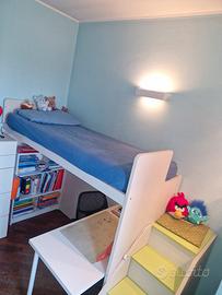 Letto a ponte con scale contenitori 