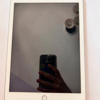 Tablet Ipad Apple Silver 32GB 2017 Mp2g2ty/a