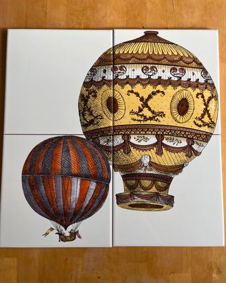 Lotto 4 piastrelle Fornasetti a tema Mongolfiera