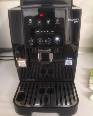 Macchina caffè de longhi magnifica Start nuova
