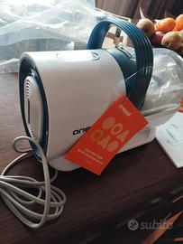 Tolettatrice e aspira peli per animali 