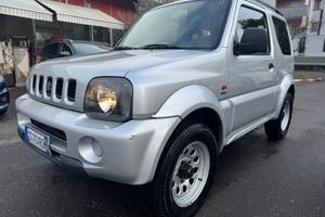 SUZUKI Jimny 1.3i 16V cat 4WD JLX
