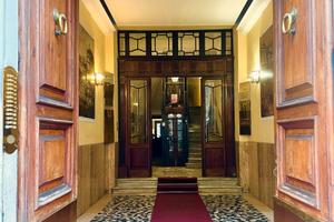 Stanza in studio medico di prestigio -Via Cola di