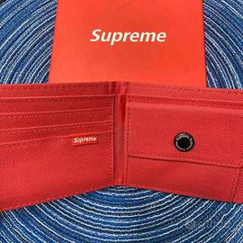 Portafoglio Supreme Abbigliamento e Accessori In vendita a Venezia