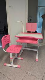scrivania rosa