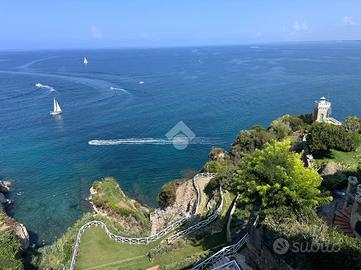 4 LOCALI A AGROPOLI