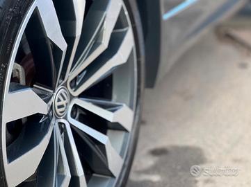 VOLKSWAGEN TIGUAN 2.0 BI-TDI 150CV R-LINE DSG FUL