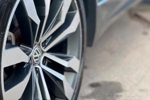 VOLKSWAGEN TIGUAN 2.0 BI-TDI 150CV R-LINE DSG FUL