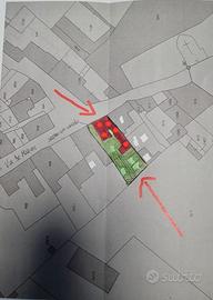 4 Immobili adiacenti in corte privata con giardino