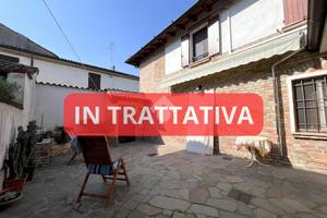 CASA INDIPENDENTE A ISOLA DOVARESE