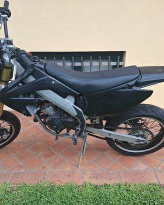 HM 50