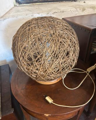 Lampada a sfera rattan intrecciato