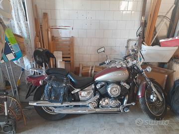 Yamaha XVS 650A Drag Star