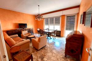 Camera singola in app con 2 BALCONI e POSTO AUTO