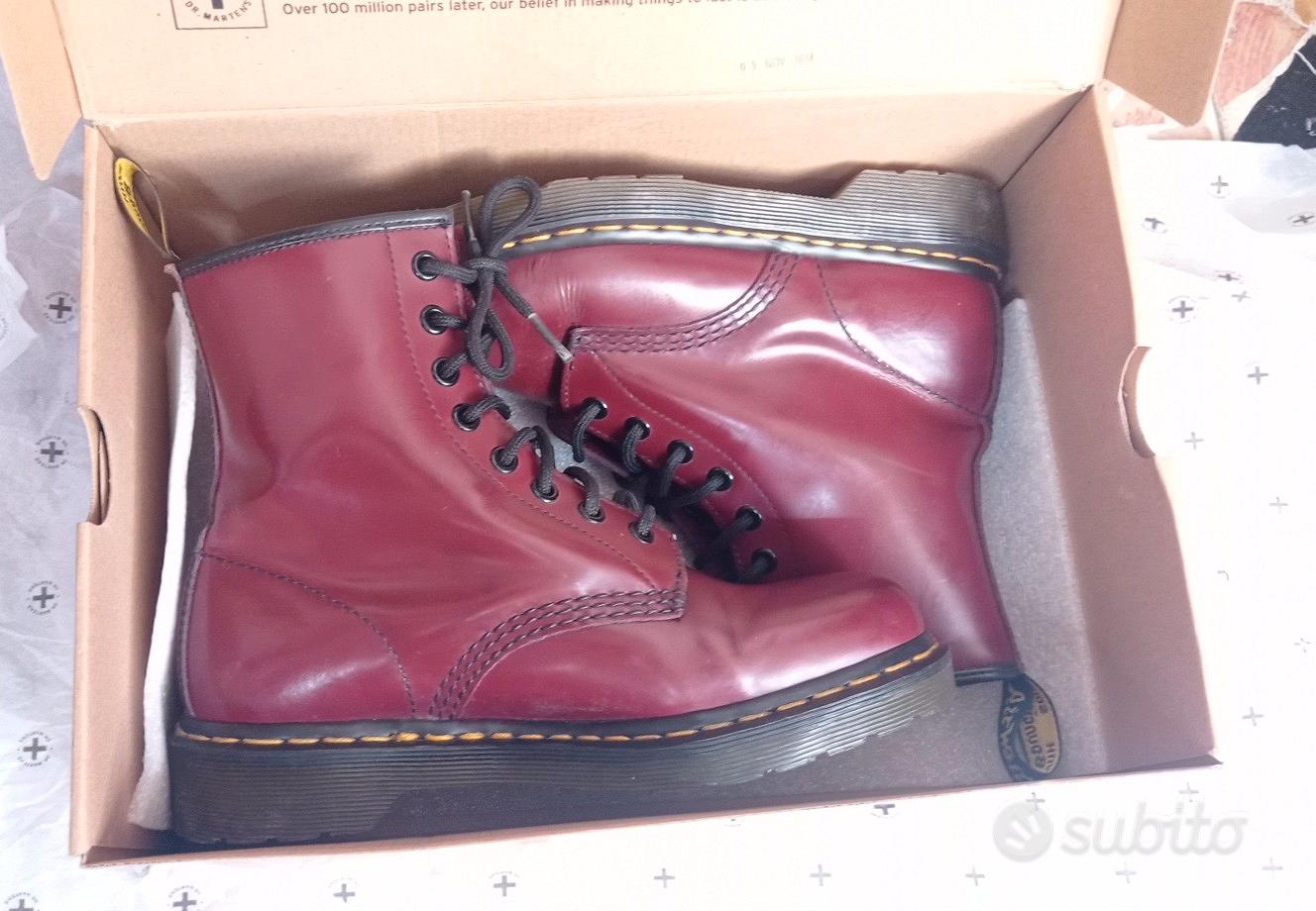 Anfibi Dottor Martens n.38 Abbigliamento e Accessori In vendita a Venezia