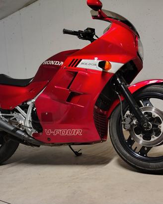 Honda VF 1000 F2 bol dor