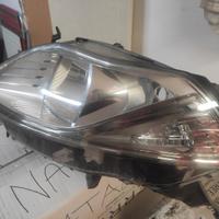 faro lato guida lancia Ypsilon 2013