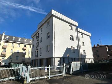 3 LOCALI A VALSAMOGGIA