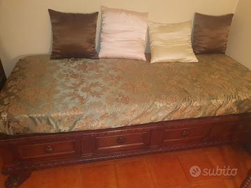 Letto stile rinascimento