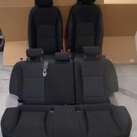 Tappezzeria Completa SSangyong Tivoli dal 2015