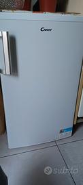 Piccolo Frigo Candy con congelatore