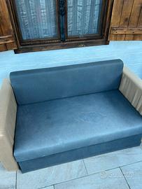 Divano letto Ikea.