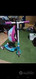 casco Frozen 2 + monopattino