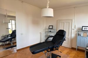 Poltrona/cabina in studio per tatuatori artistici