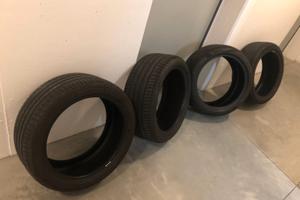 Pneumatici estivi 18" Pirelli doppia misura usati