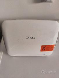 Modem Router 4G LTE Zyxel LTE3316-M604 con SIM