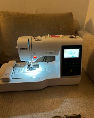 Ricamatrice cucitrice Brother innovis m280d Disney
