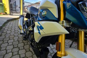 Bmw g 310 r - 2021