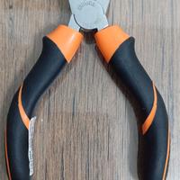 Pinza a Becchi Curvi 