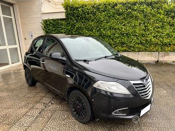 LANCIA Ypsilon 1.3 MJT 16V 95 CV 5 porte Platinu