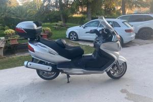 Suzuki Burgman AN 650