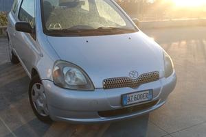 Toyota Yaris 1000benzina 
