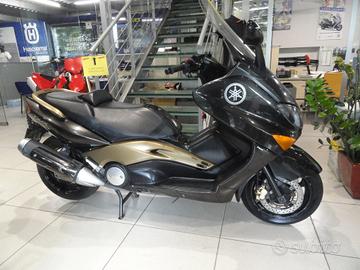 Yamaha T Max