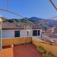 CASA SEMINDIPENDENTE A CASARZA LIGURE