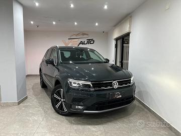 Volkswagen Tiguan 2.0 TDI SCR 4MOTION Sport BlueMo