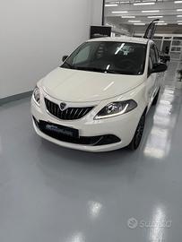 Lancia Ypsilon 1.0 FireFly 5 porte S&S Hybrid Gold
