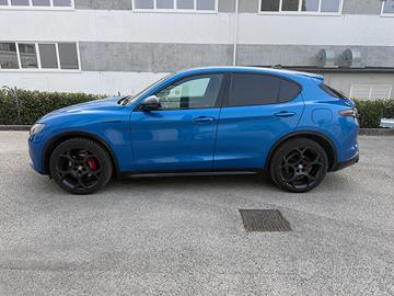 Alfa Romeo Stelvio -Competizione 2.2 - 210 CV  Q4
