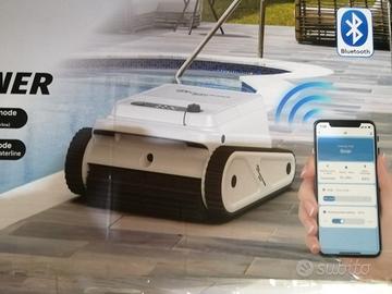 pulisci piscina robot
