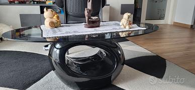 Tavolino in vetro nero