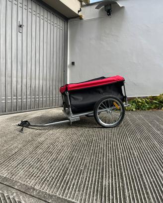 Carrello rimorchio per bici