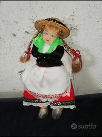 bambola in porcellana Germania 