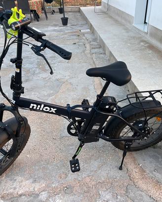 Bici con pedalata assistita