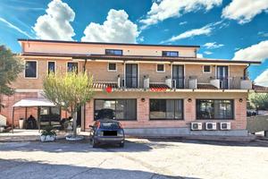 Albergo/Hotel Castelluccio dei Sauri